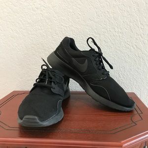 Nike Kaishi Black Running Shoe